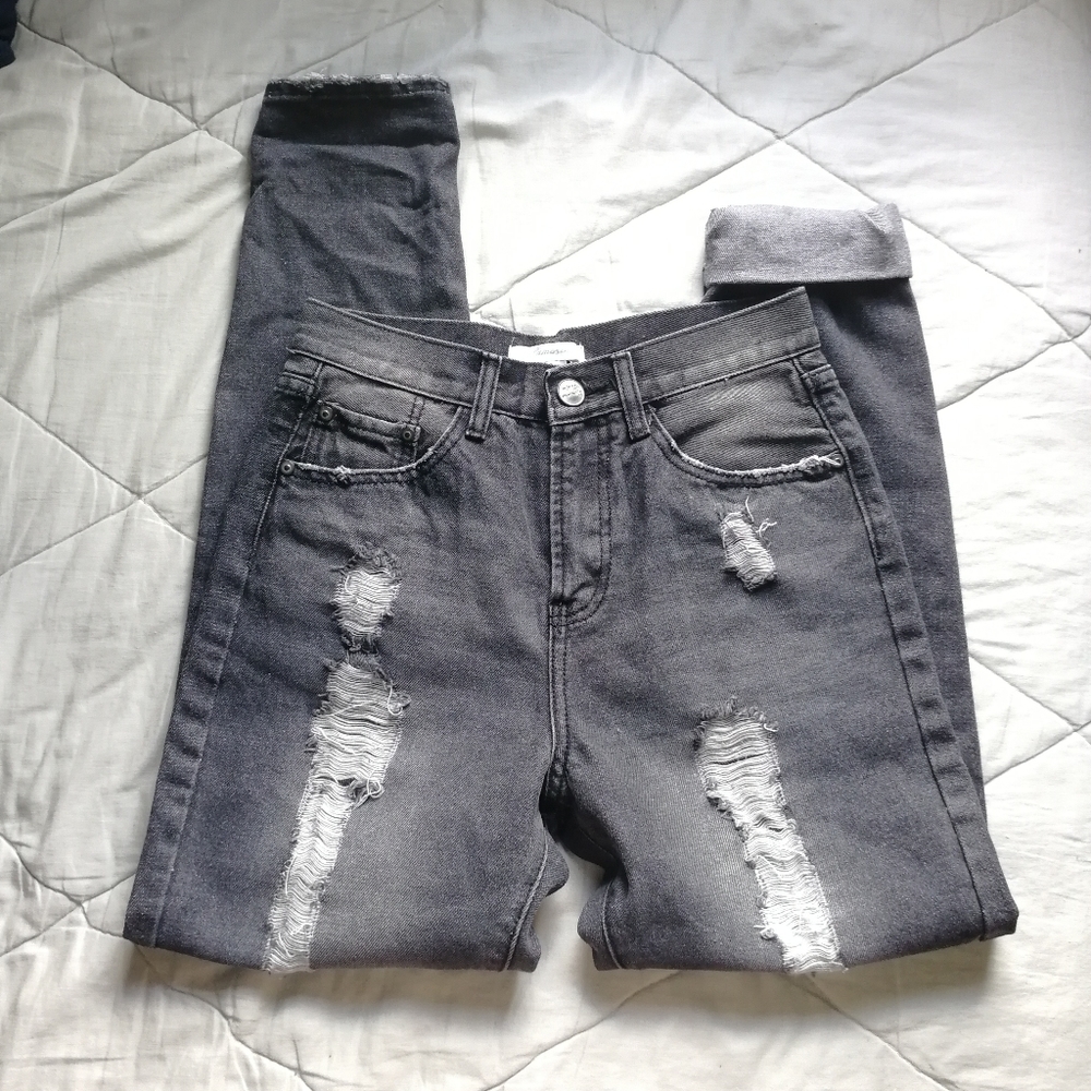 GLAMOROUS Faded Black Distressed jeans XS